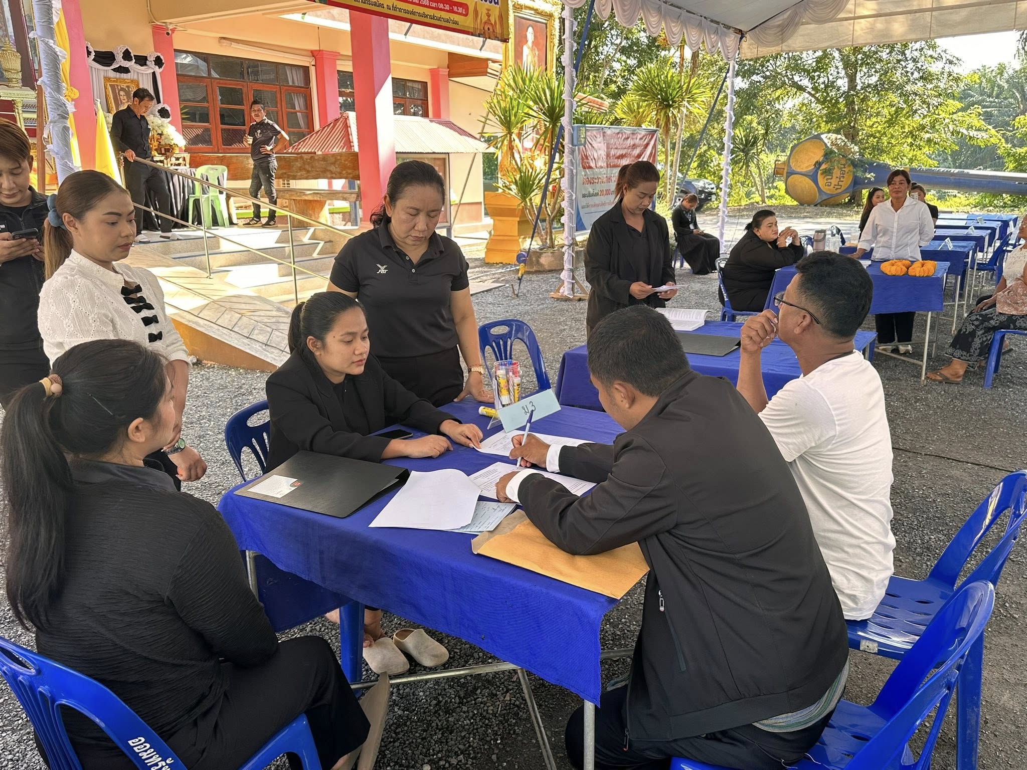 บรรยากาศการรับสมัครเลือกตั้งสมาชิกสภาองค์การบริหารส่วนตำบลป่าร่อน วันที่ ๒ (๒ ธันวาคม ๒๕๖๘)